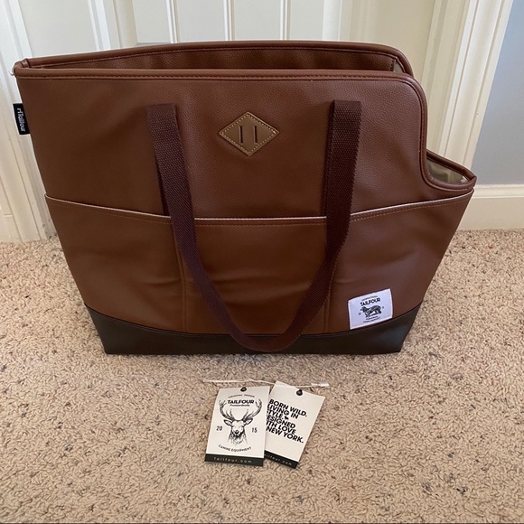 tailfour pet carrier